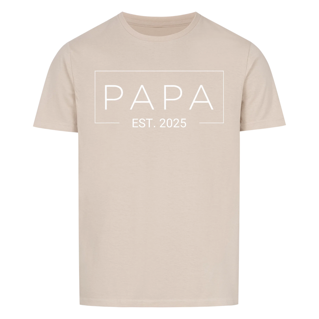 Papa EST. 2025 - Shirt