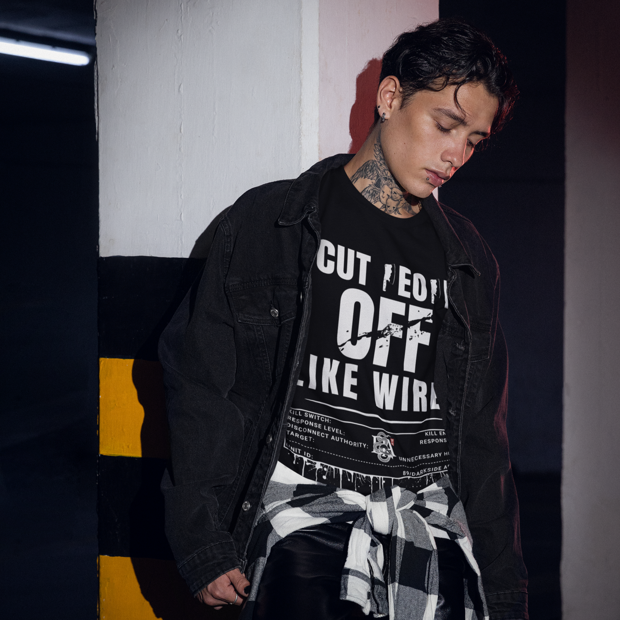 Cut Off - Oversized Shirt